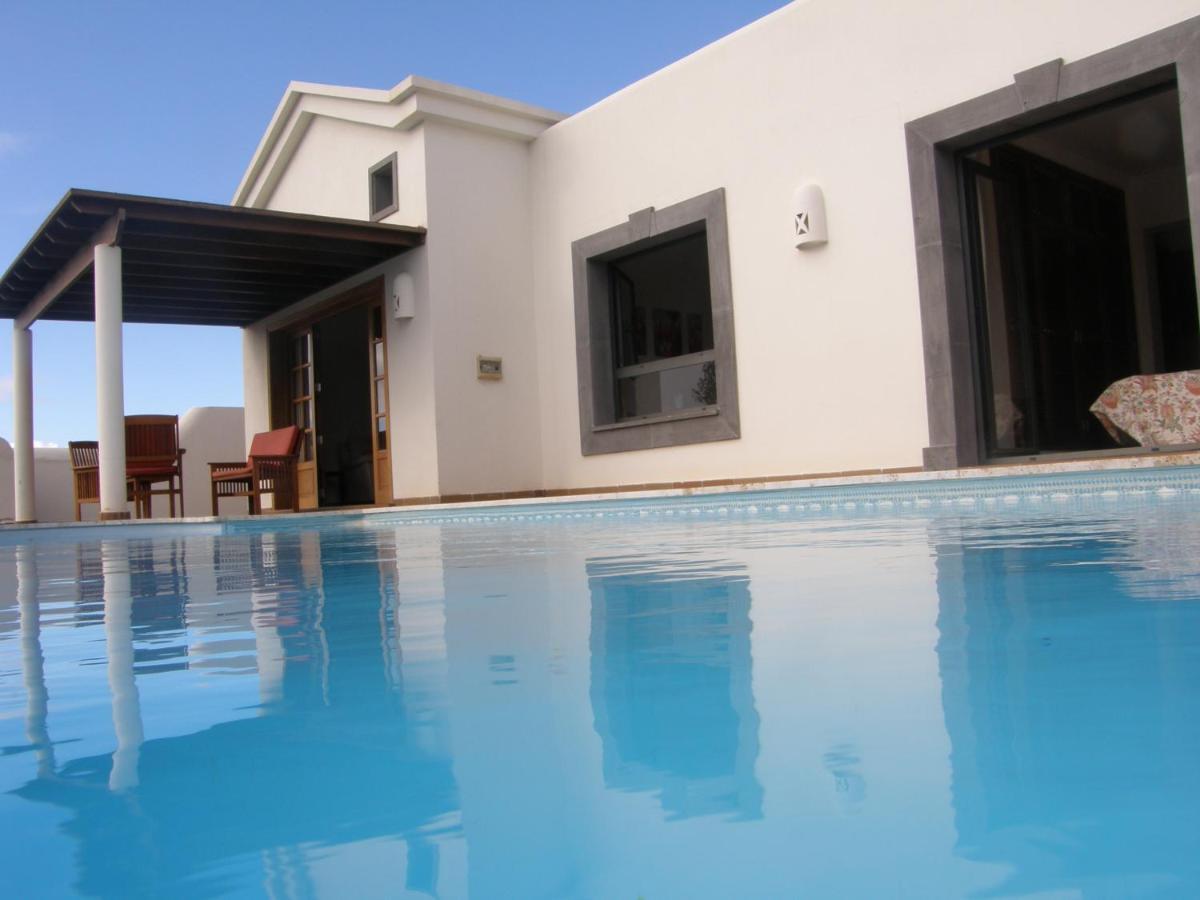 Villa Bol-Can Con Piscina Privada Playa Blanca  Exterior photo