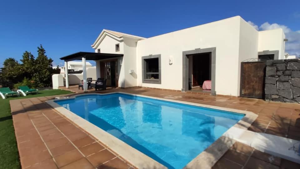 Villa Bol-Can Con Piscina Privada Playa Blanca  Exterior photo