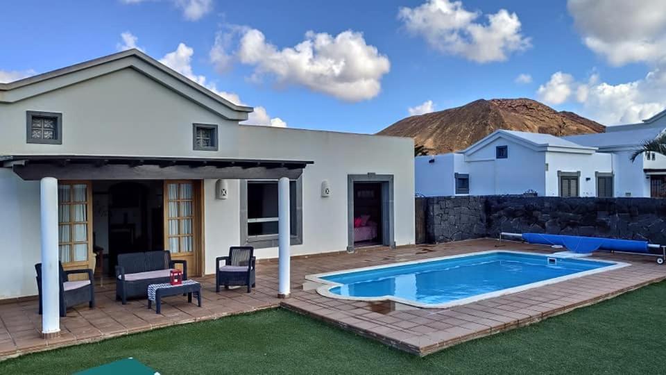Villa Bol-Can Con Piscina Privada Playa Blanca  Exterior photo