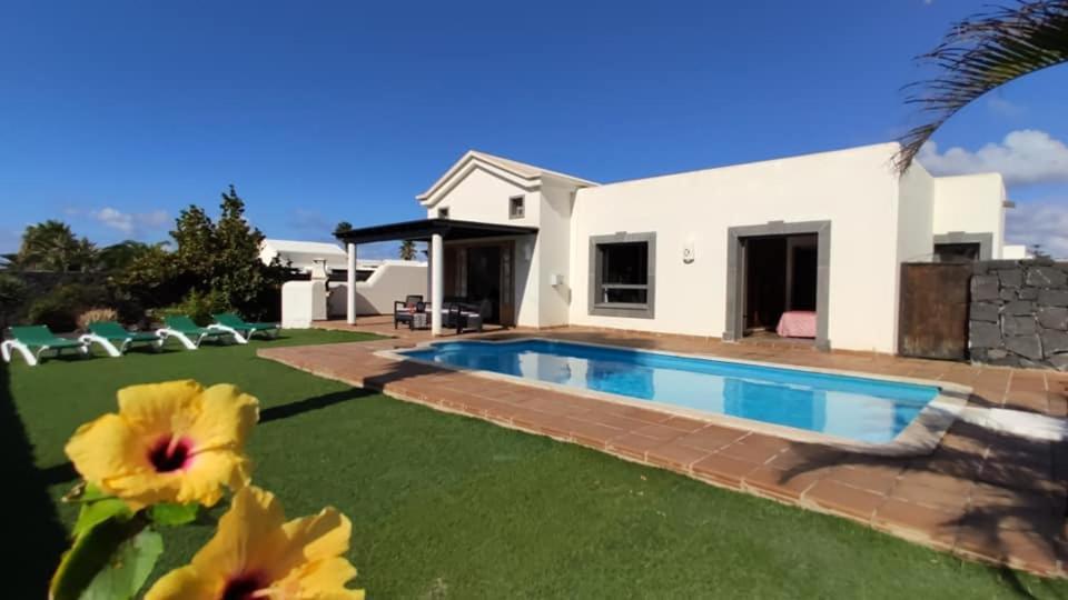 Villa Bol-Can Con Piscina Privada Playa Blanca  Exterior photo
