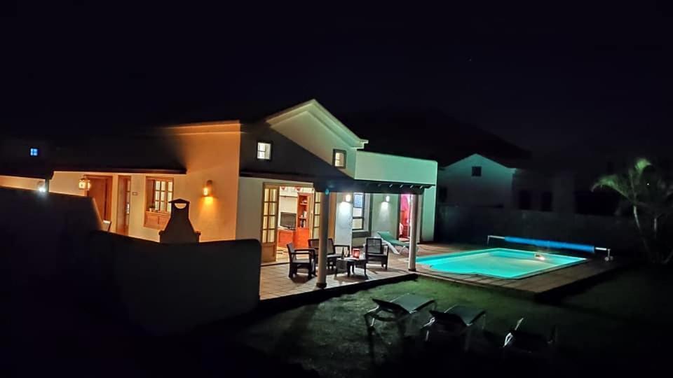 Villa Bol-Can Con Piscina Privada Playa Blanca  Exterior photo