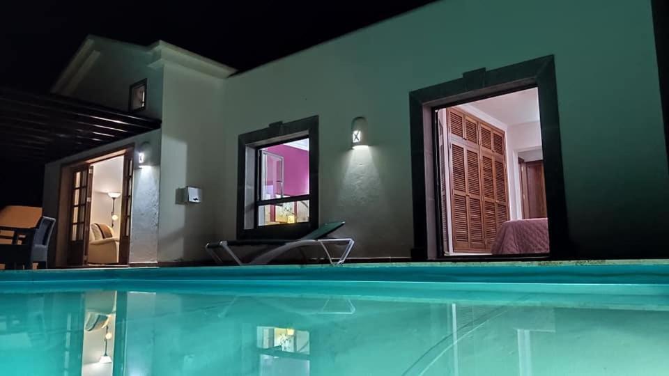 Villa Bol-Can Con Piscina Privada Playa Blanca  Exterior photo